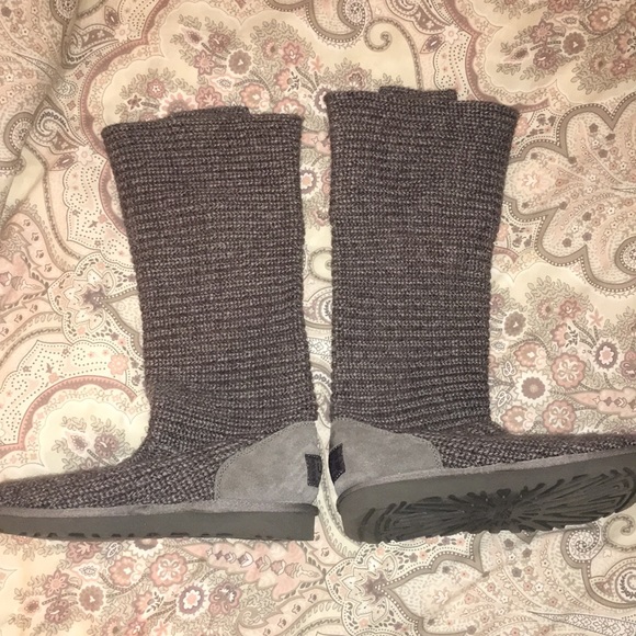 UGG Cardy Li Knit Boot - Picture 7 of 8